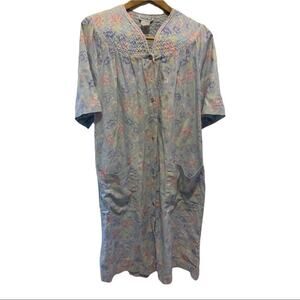 Vintage smart time classic floral housecoat!